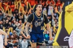 双拳能敌四手！广东仅双外援出战 奎因&麦考尔合计27中18轰50分